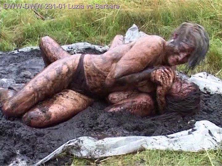 DWW-231-01 Mud Wrestling - Luzia vs Barbara