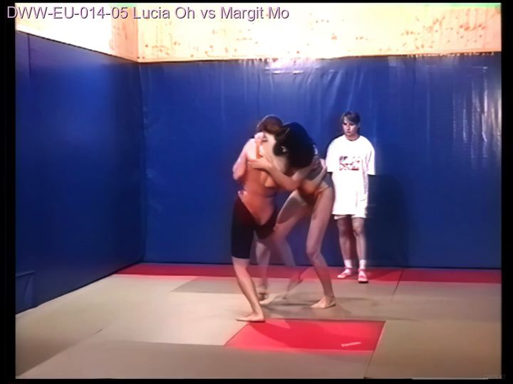 EU-014-05 Czech Newcomers - Lucia Oh vs Margit Mo - Image 2